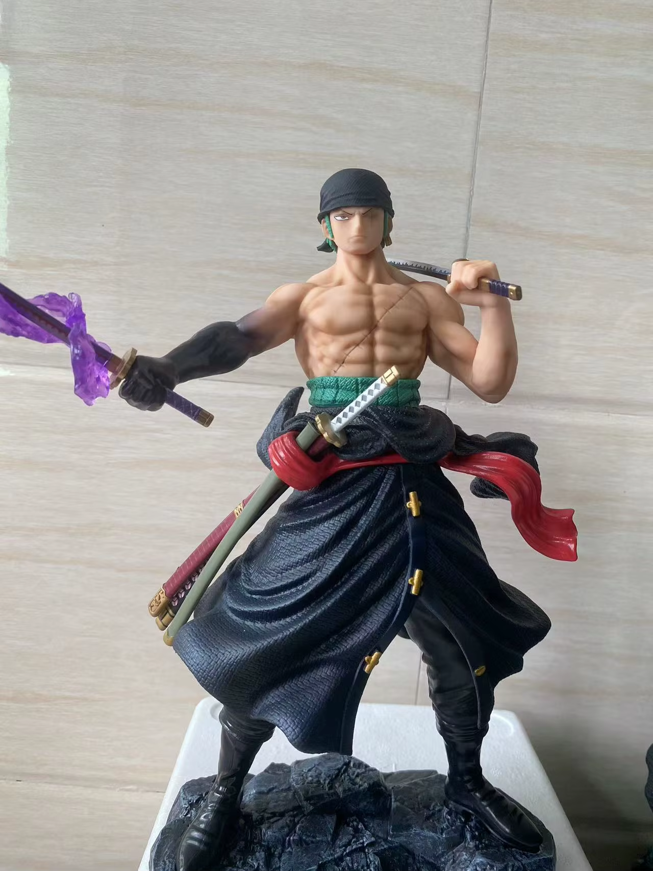 32Cm One Piece Anime Roronoa Zoro Standing Figurine PVC Action Figure Collection Cool Model Decor Charm Toys Kids Festival Gifts