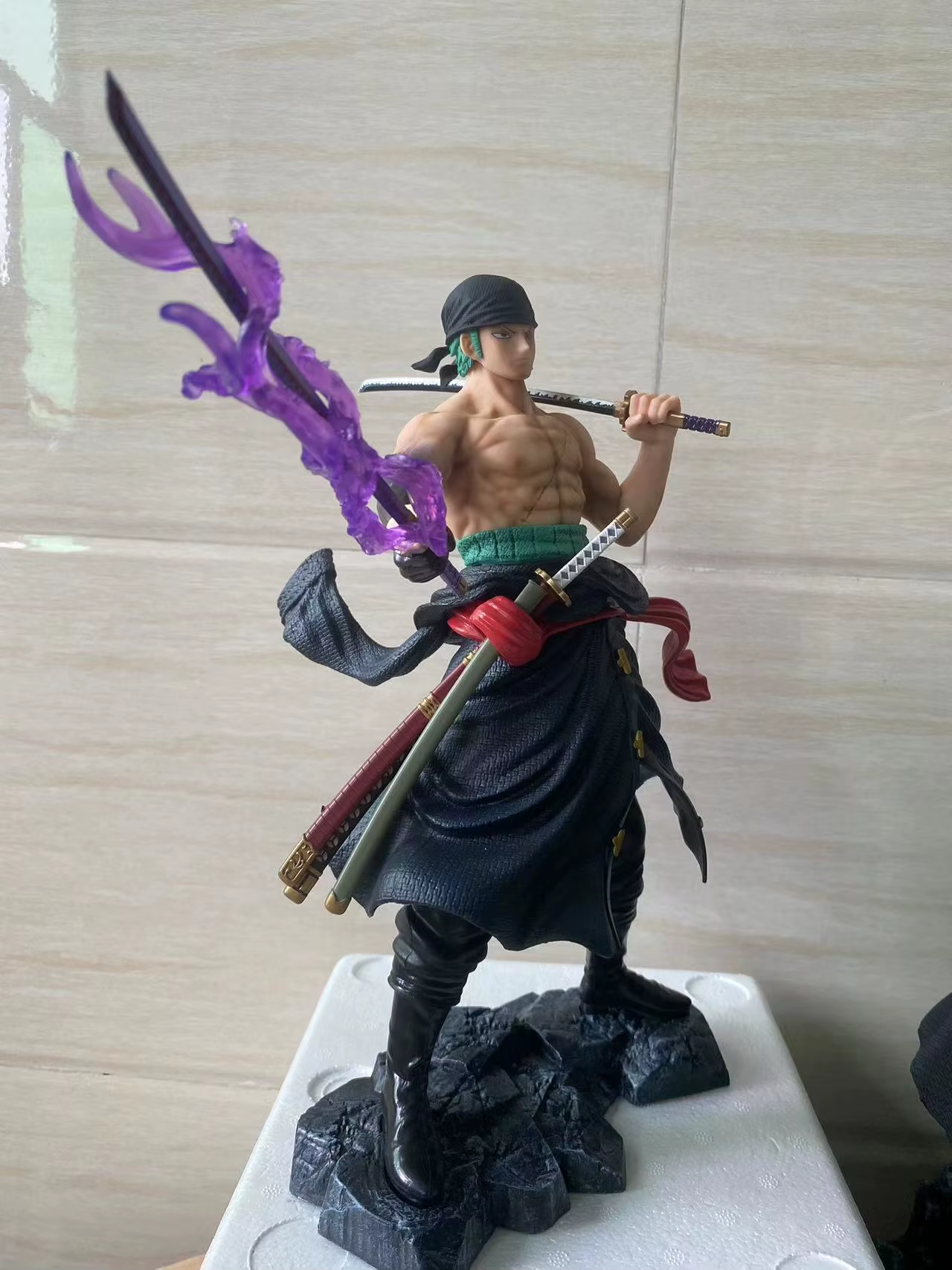 32Cm One Piece Anime Roronoa Zoro Standing Figurine PVC Action Figure Collection Cool Model Decor Charm Toys Kids Festival Gifts